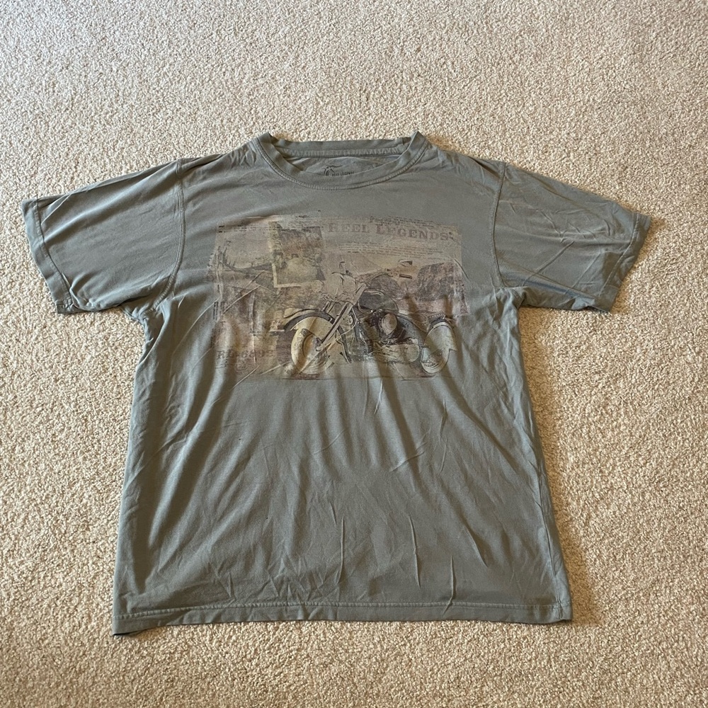 Green Reel Legends Outdoor T-Shirt. Size Large. Good condition. Slightly faded.